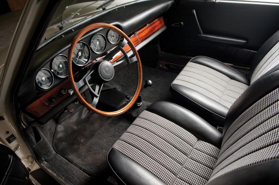  Porsche 911 1964 года  (фото 12 из 18)